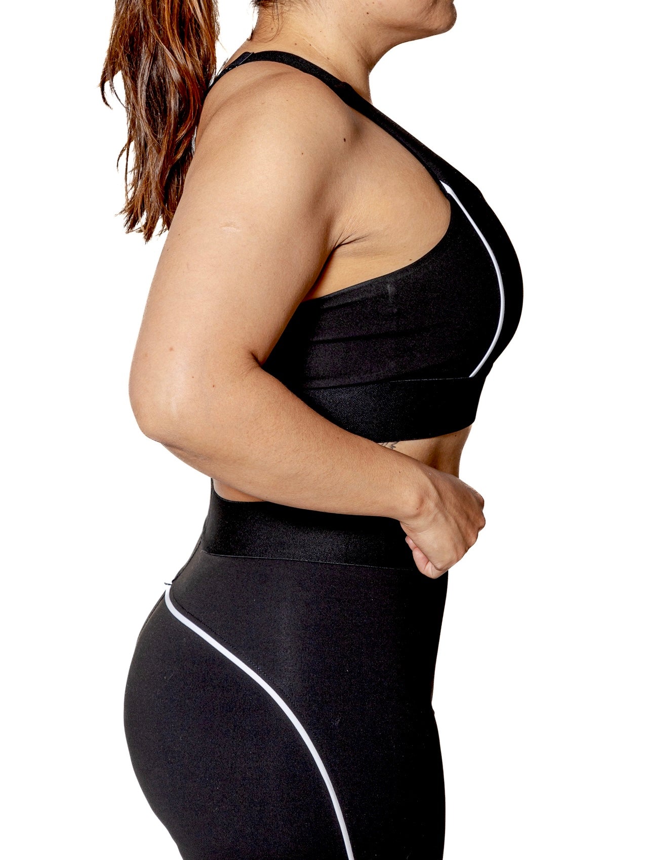 SET TOP Y LEGGING NEGRO CON LÍNEAS BLANCAS DE MUJER