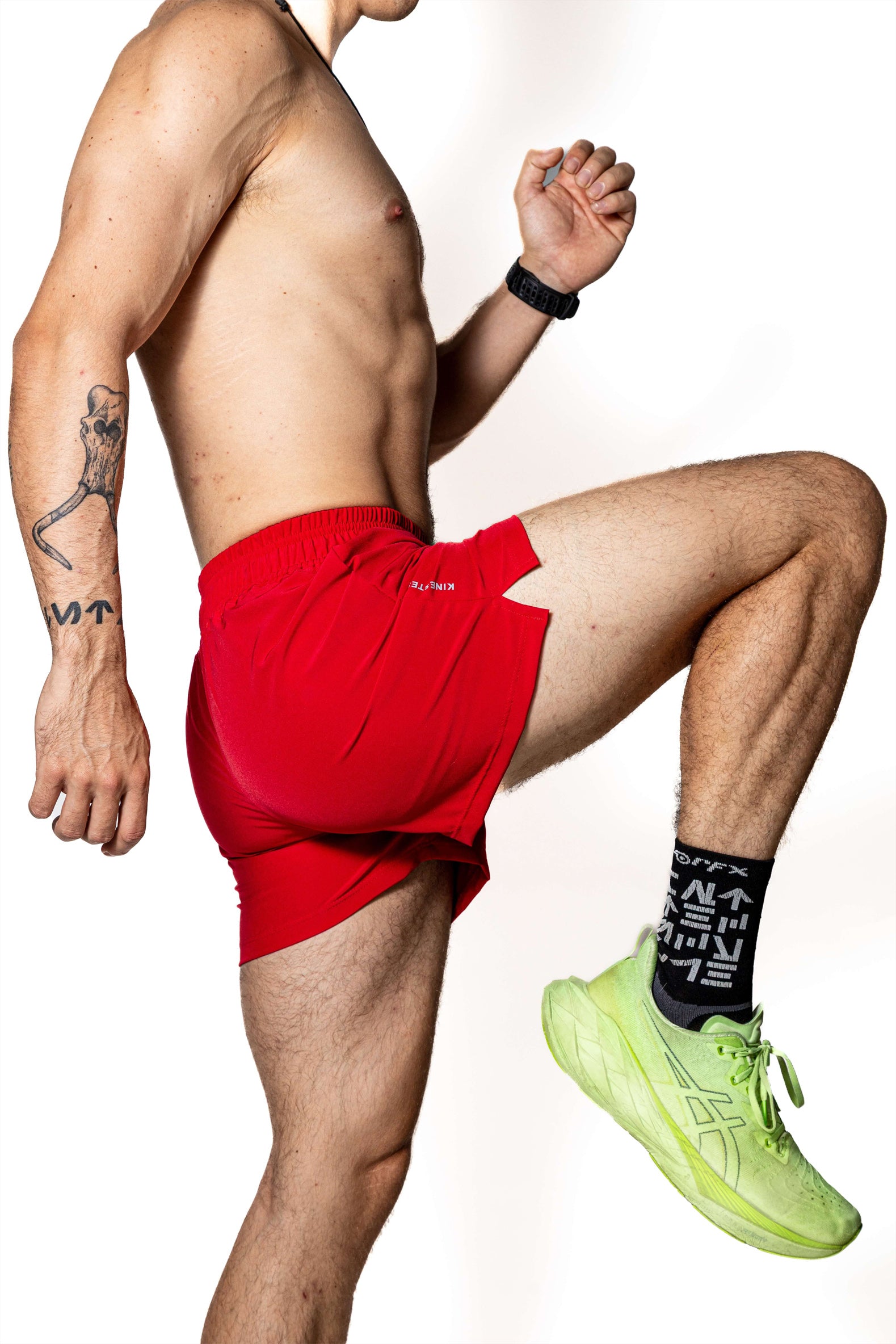 SHORT ROJO DE COMPETENCIA PARA HOMBRE Y MUJER