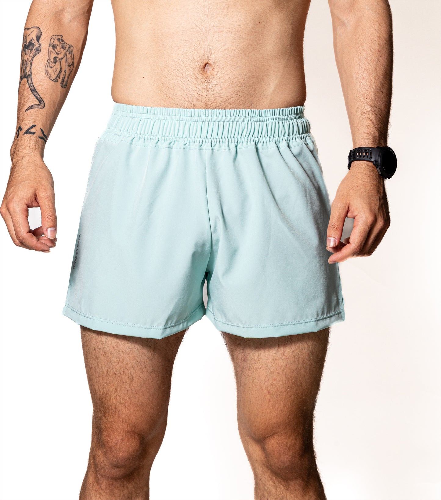 SHORT VERDE PISTACHE DE COMPETENCIA PARA HOMBRE Y MUJER