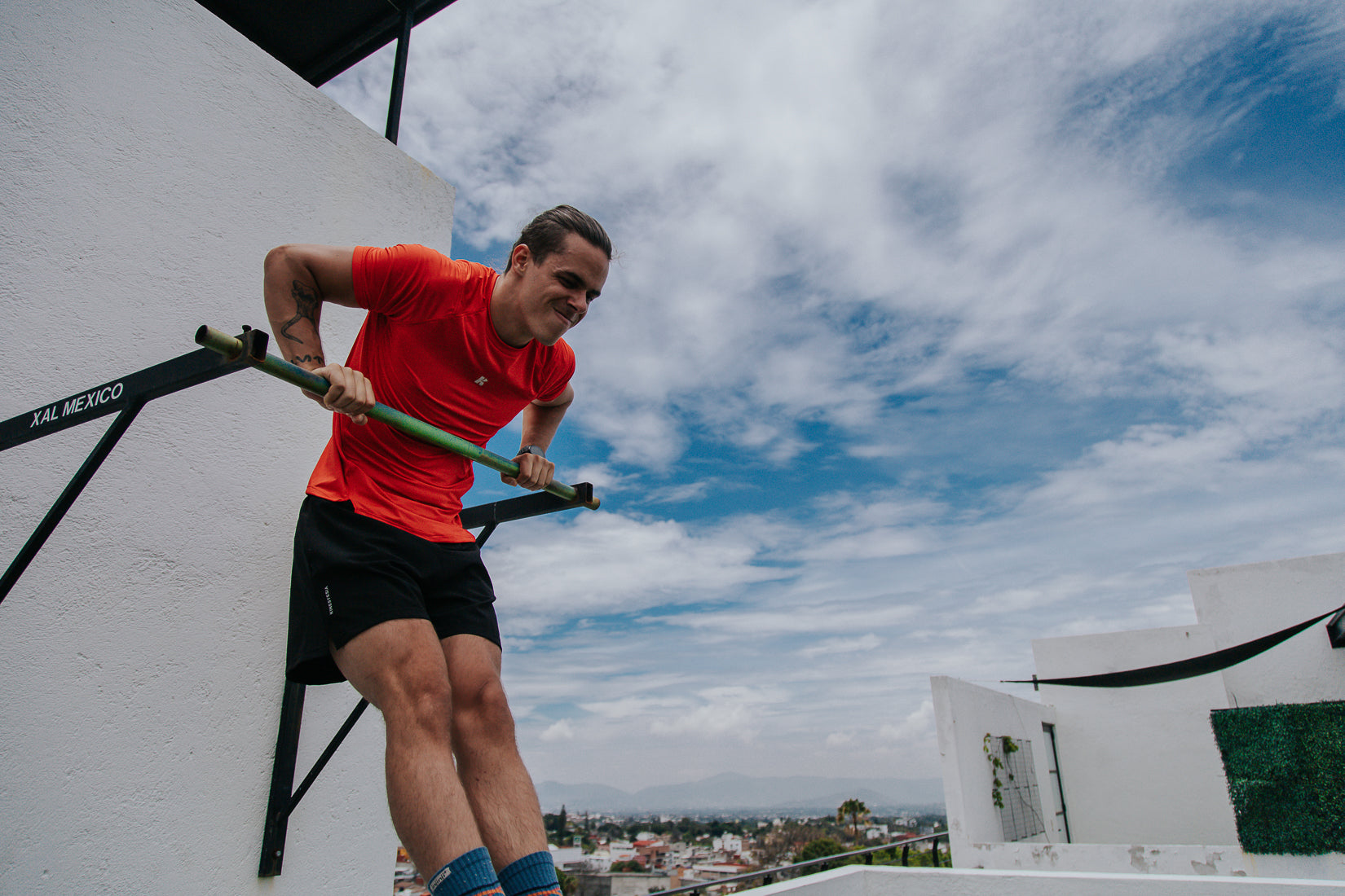PLAYERA MANGA CORTA ROJA PARA HOMBRE KINESTESIA BASIC