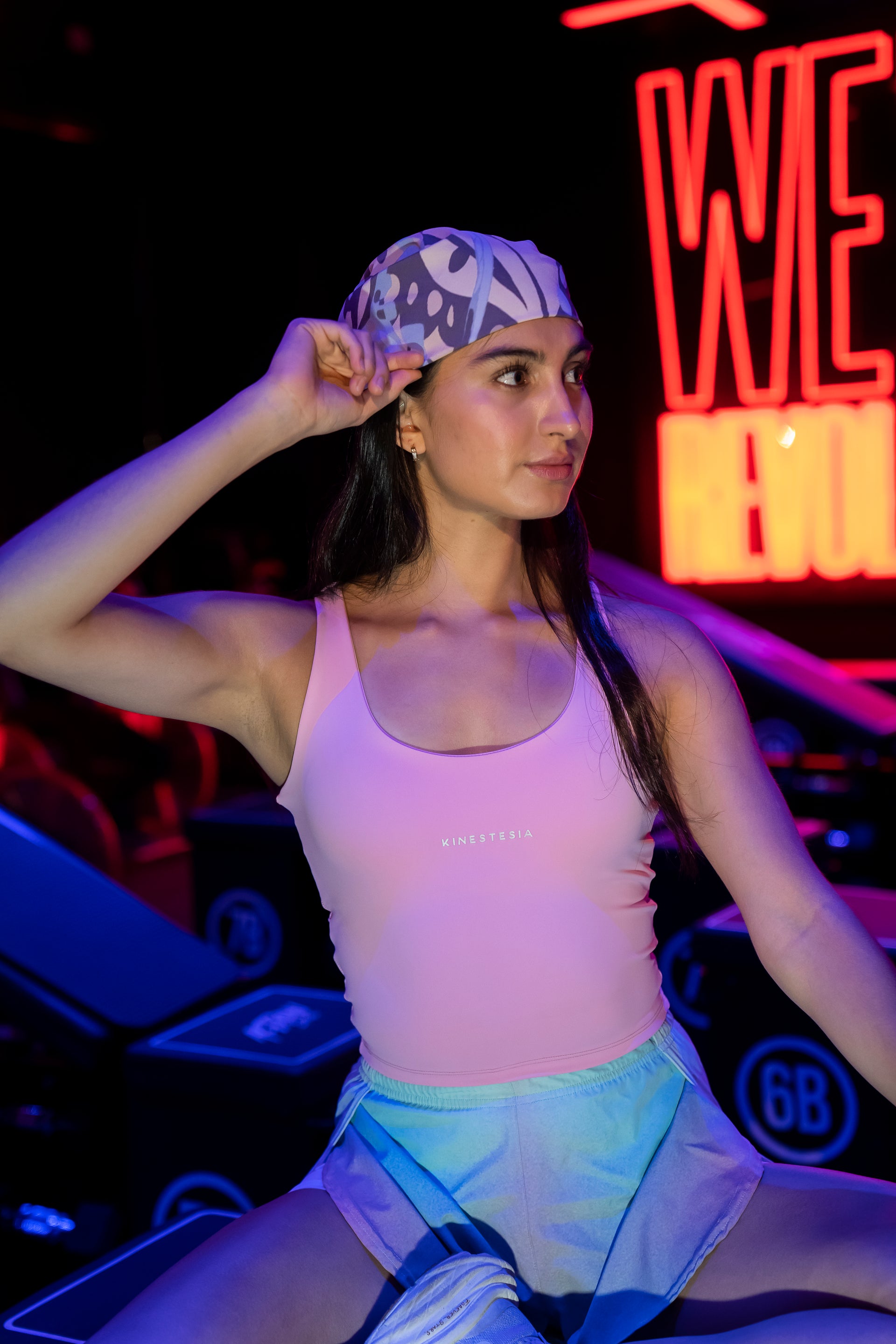 BLUSA DE COMPRESIÓN CON BOLSILLOS PARA MUJER PLAYERA