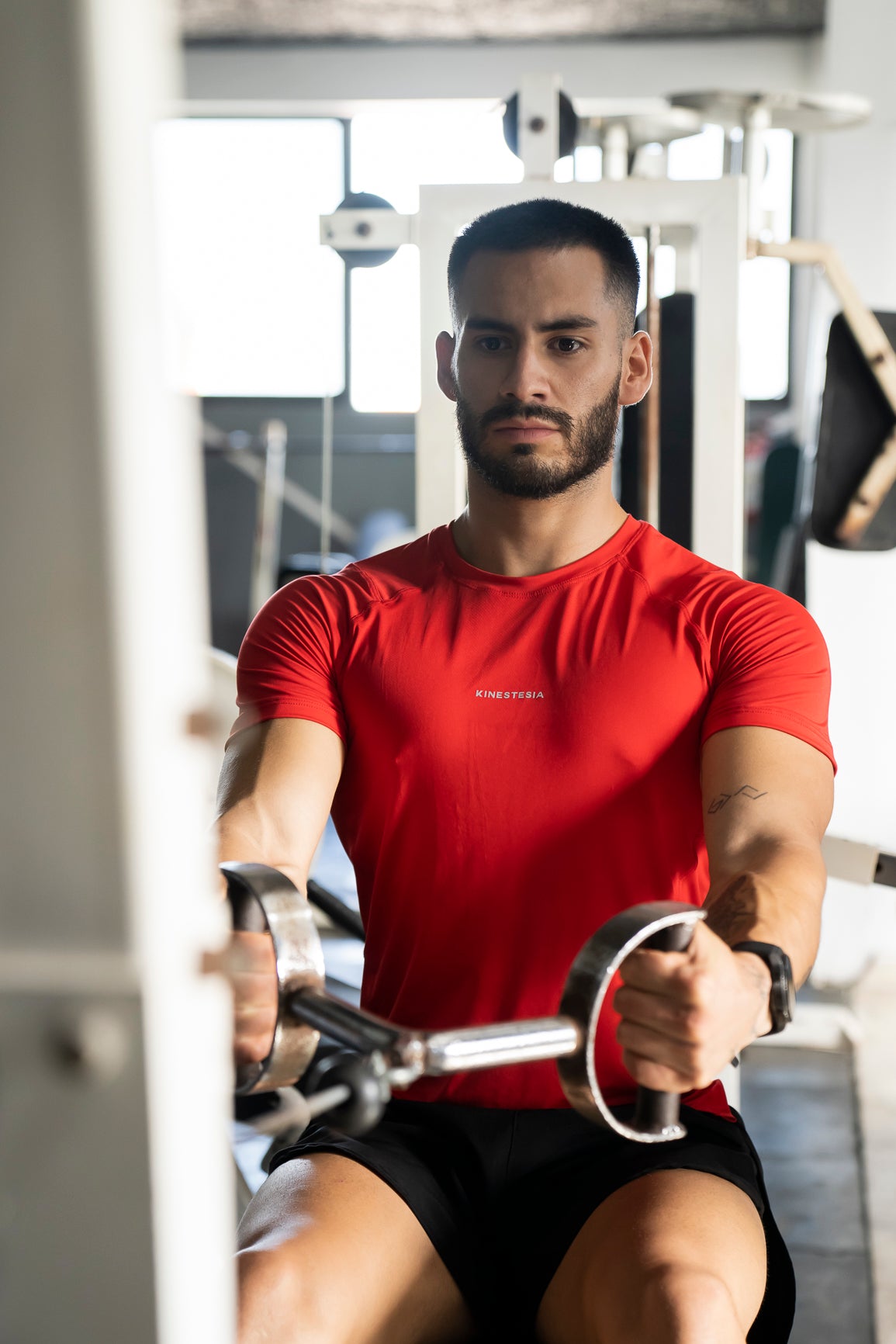 PLAYERA MANGA CORTA ROJA PARA HOMBRE KINESTESIA BASIC
