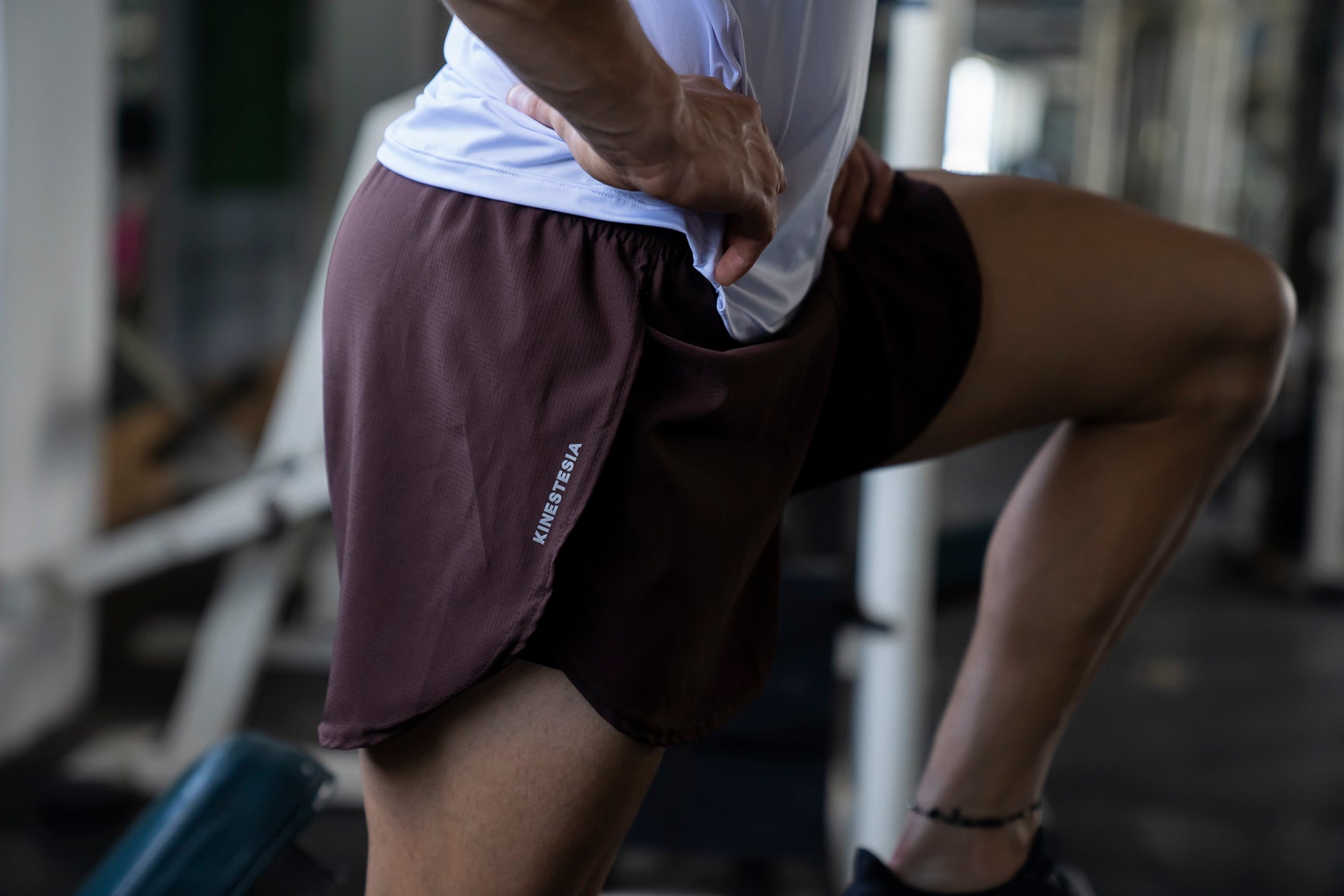 RUNNING SHORT unisex MARRÓN