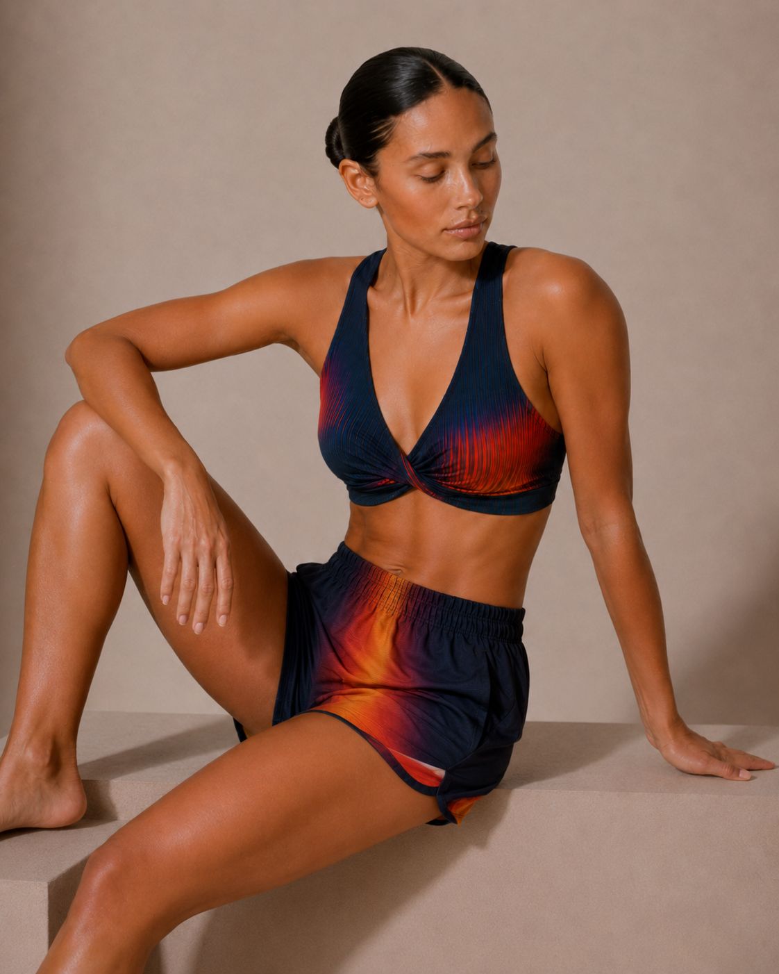 SET CONJUNTO TOP CRUZADO Y SHORT DEPORTIVO MUJER NEGRO NARANJA DEGRADADO