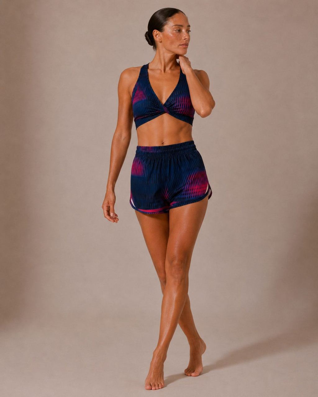 SET TOP CRUZADO Y SHORT DEPORTIVO MUJER AZUL ROJO DEGRADADO