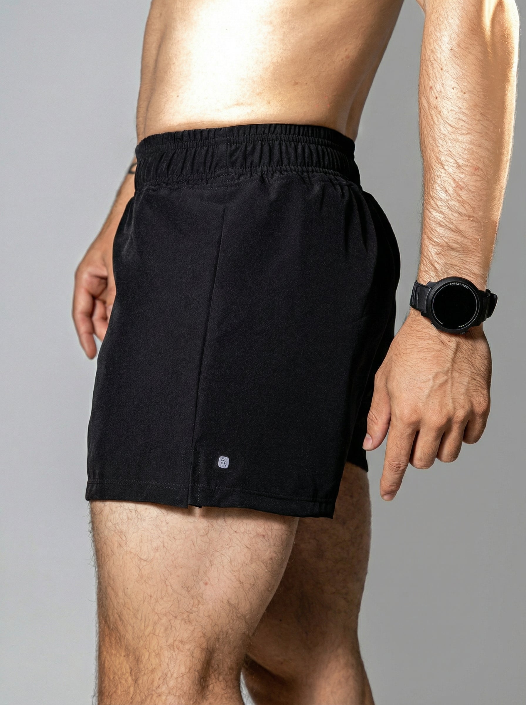 SHORT NEGRO DE COMPETENCIA PARA HOMBRE